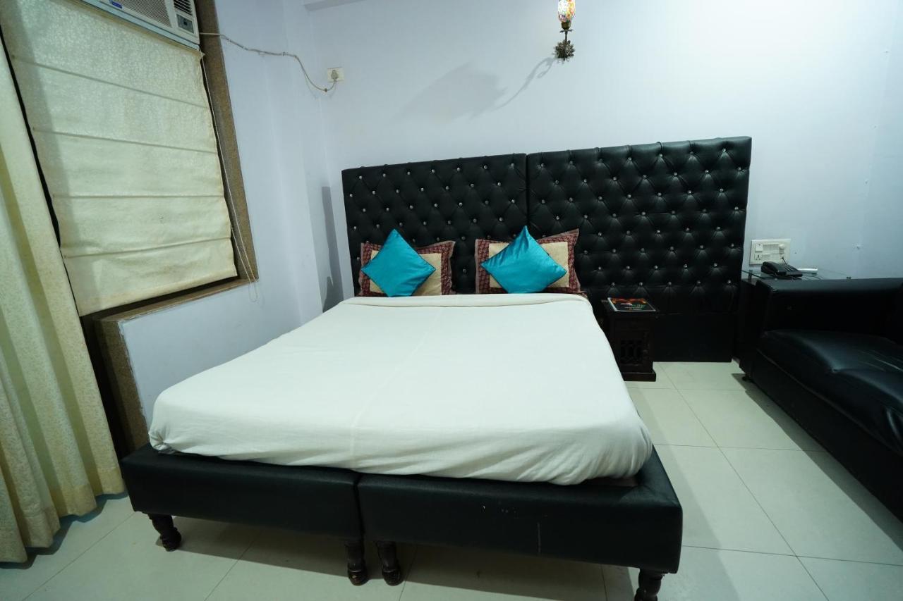 ג'איפור Hotel Jal Mahal Haveli מראה חיצוני תמונה