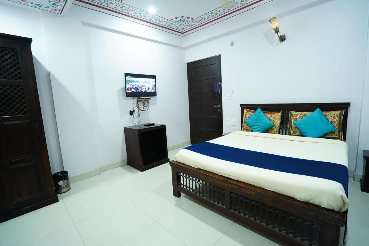 ג'איפור Hotel Jal Mahal Haveli מראה חיצוני תמונה