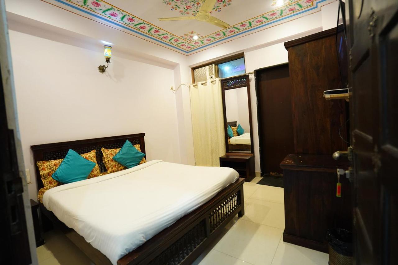 ג'איפור Hotel Jal Mahal Haveli מראה חיצוני תמונה