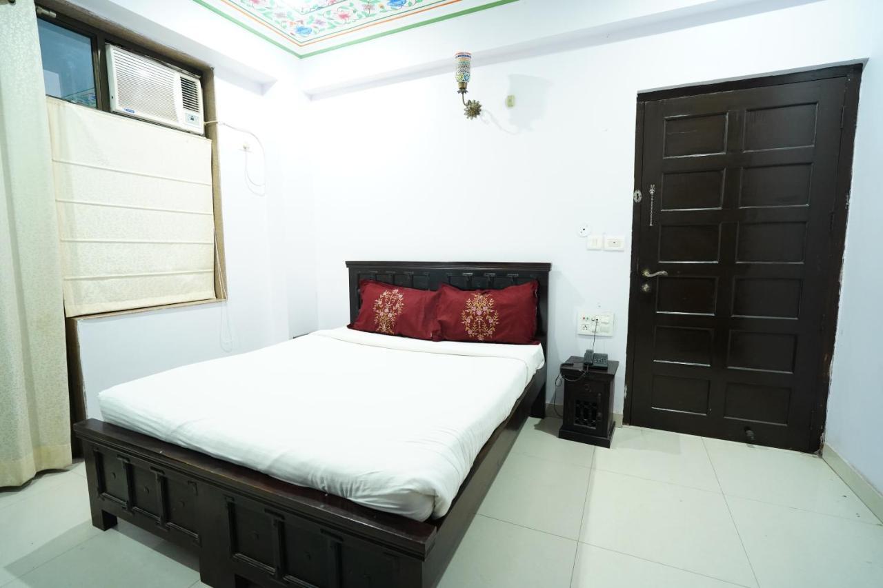ג'איפור Hotel Jal Mahal Haveli מראה חיצוני תמונה