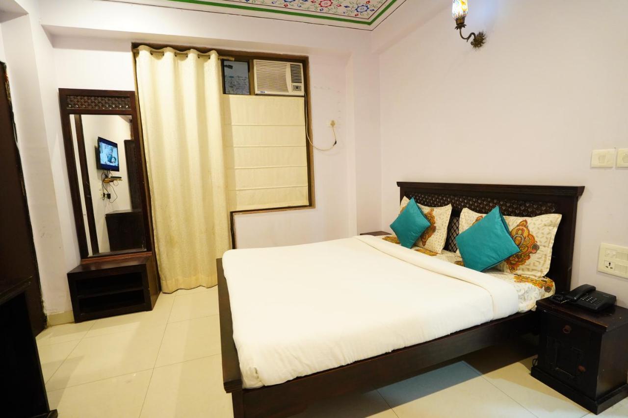 ג'איפור Hotel Jal Mahal Haveli מראה חיצוני תמונה